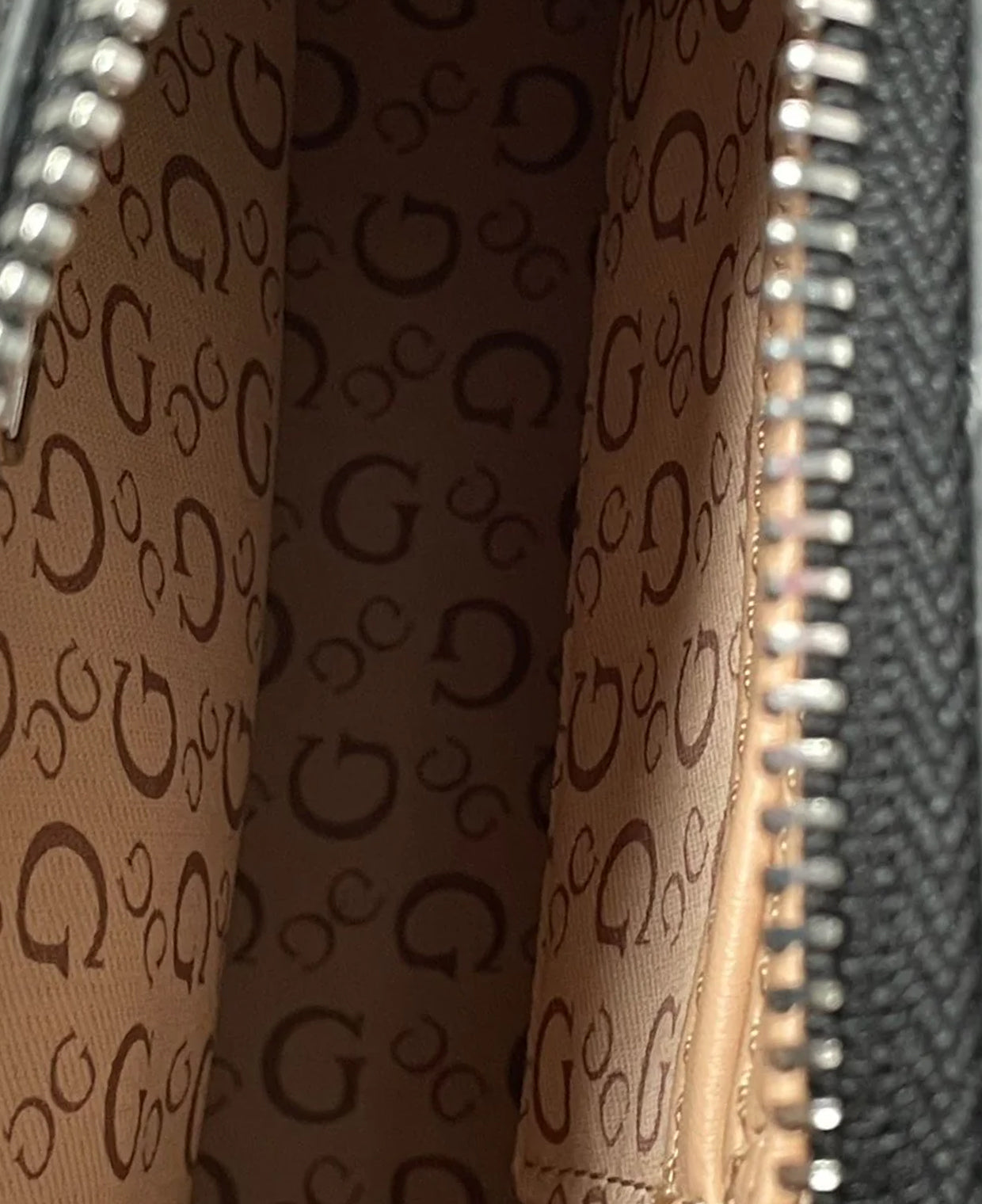 Guess Baguette Bag