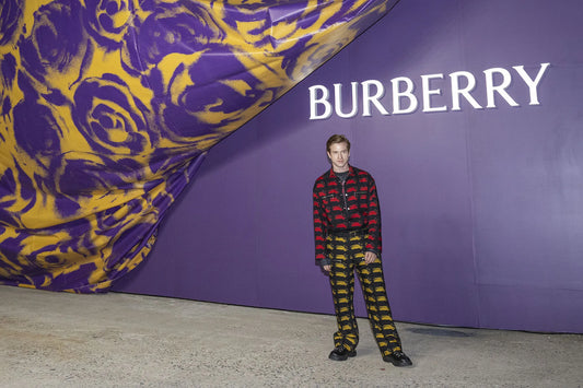 Burberry-ის ახალი თავი: Daniel Lee-ის "ბრიტანული მოდის" აღორძინება
